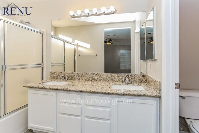 Building Photo - AVAILABLE NOW!! $350 OFF FIRST MONTH!