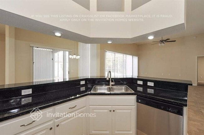 Building Photo - 661 Severs Landing