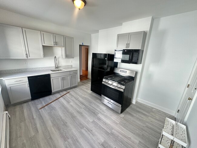 Foto del edificio - 63 Webster Ave