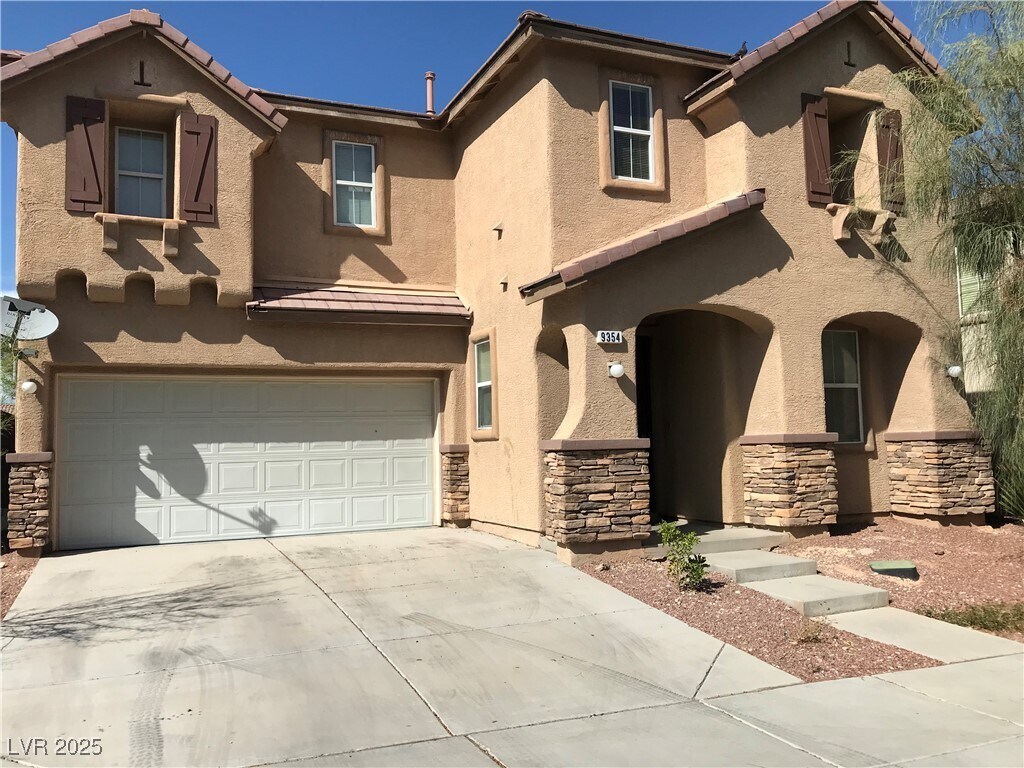 Foto principal - 9354 Fort Defiance Ave