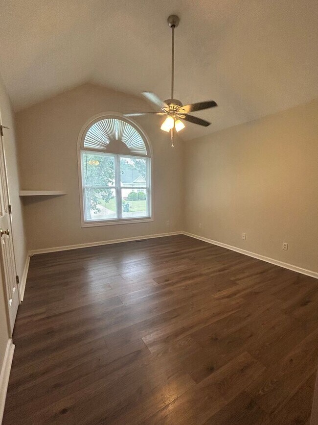 Building Photo - CHARMING HOME IN WEST COLUMBIA'S CHESTNUT ...