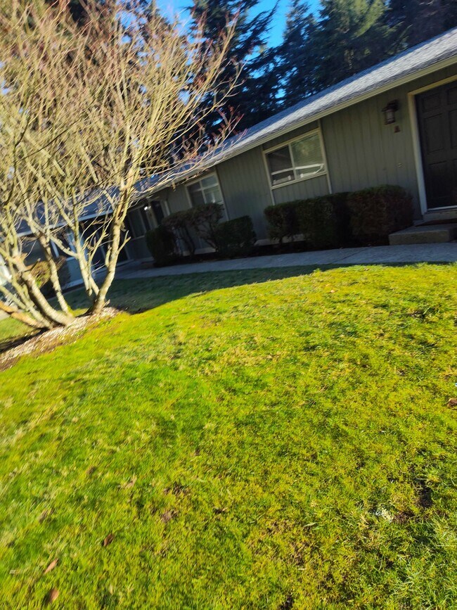 Foto del edificio - 811 43rd Ave SW