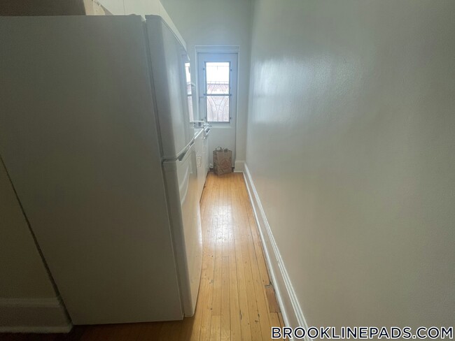 Foto del edificio - 1539 Beacon St