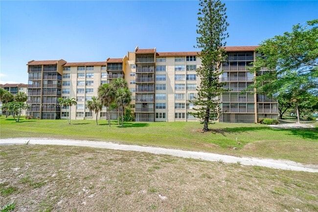 Building Photo - 3821 Environ Blvd