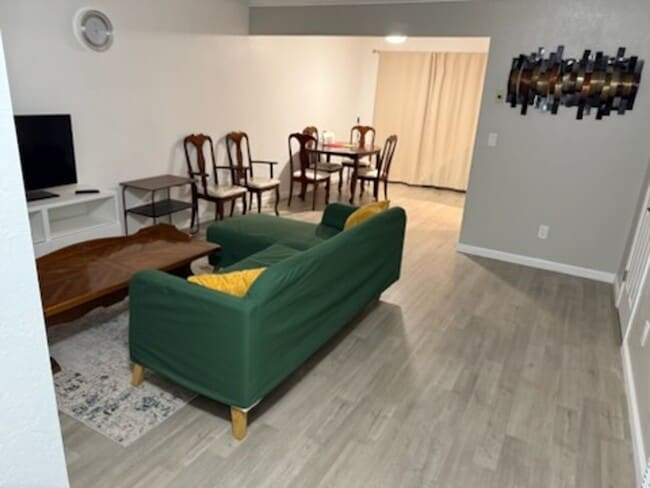 Foto del edificio - Beautiful Home for rent !! ( FURNISHED)