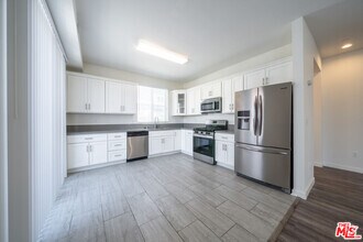 Building Photo - 5941 Barton Ave
