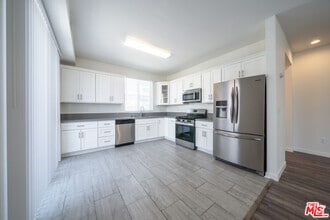 Building Photo - 5941 Barton Ave