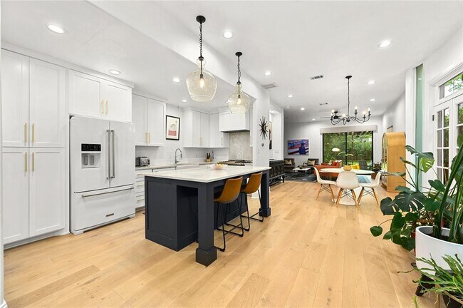 Foto del edificio - 705 W Johanna St
