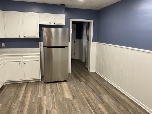 Kitchen - 1157 Monroe Ave