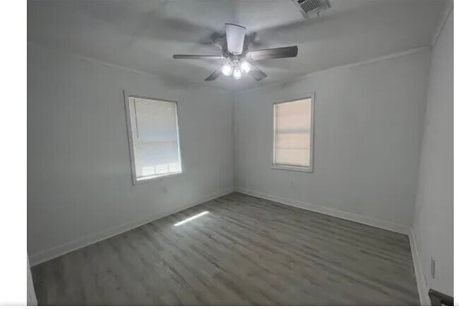 Building Photo - 1764 Aline Ave