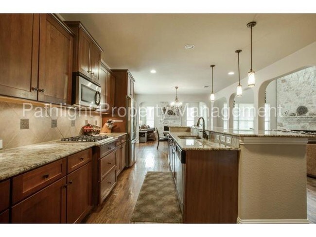 Building Photo - 721 Calaveras Ct