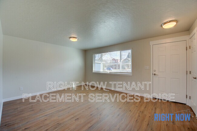 Building Photo - 1901 S Atlantic St