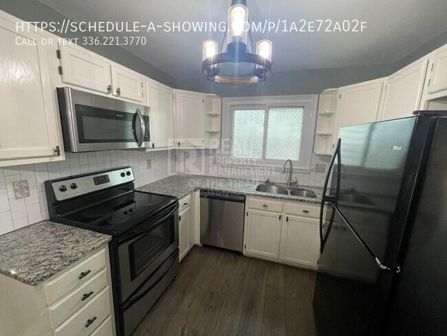 Building Photo - Rare 3Br/2.5Ba Home available in Mocksville!!