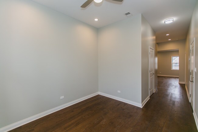 Foto del edificio - 3531 W Le Moyne St