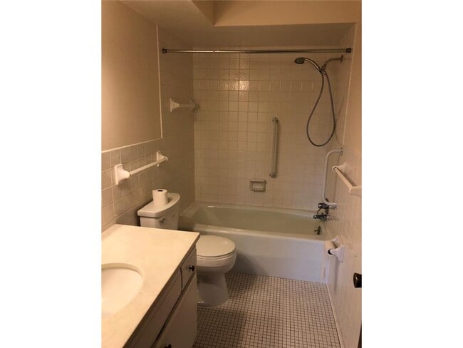 Building Photo - 4075 W 51st St