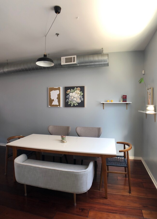 Dining Area - 5300 Playa Vista Dr