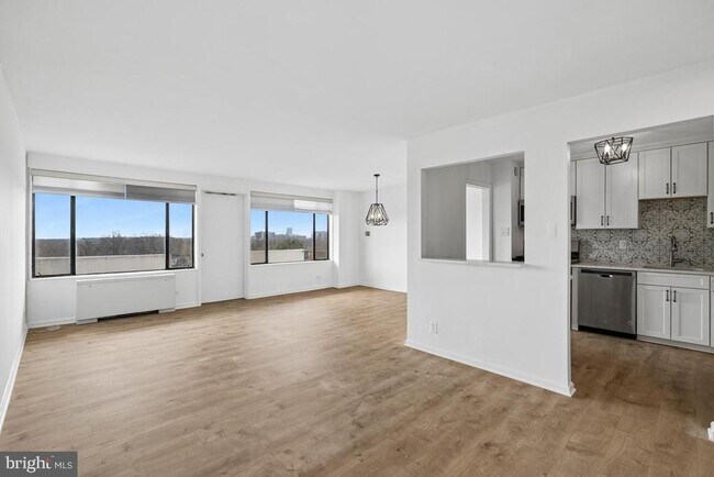 Foto del edificio - 4501 Arlington Blvd