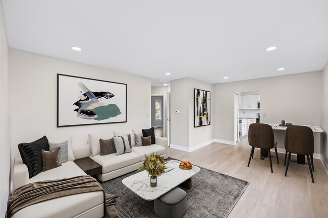 Sala de estar/comedor - Pleasantwood Apartments & Townhomes