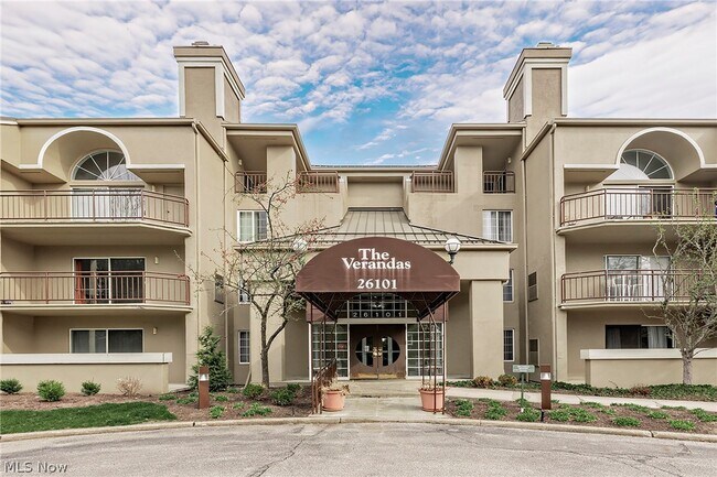 Foto del edificio - 26101 Village Ln