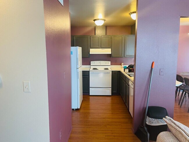 Building Photo - 972 NW Quarterdeck Loop