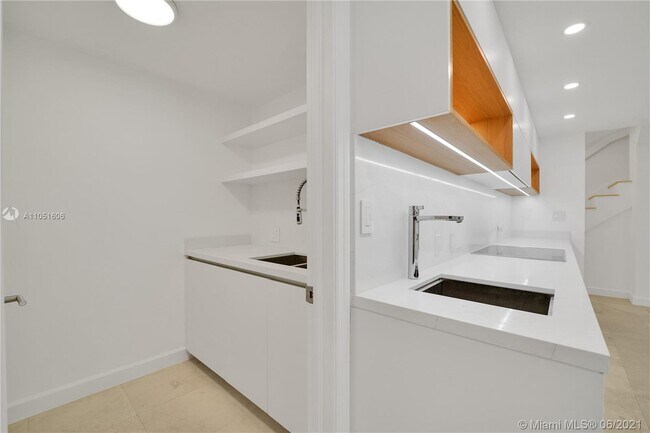 Foto del edificio - 730 3rd St