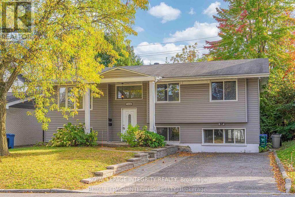 Primary Photo - 1896 Featherston Dr