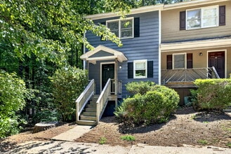 Building Photo - 5541 Kaplan Dr