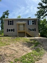 Building Photo - 476 London Ct