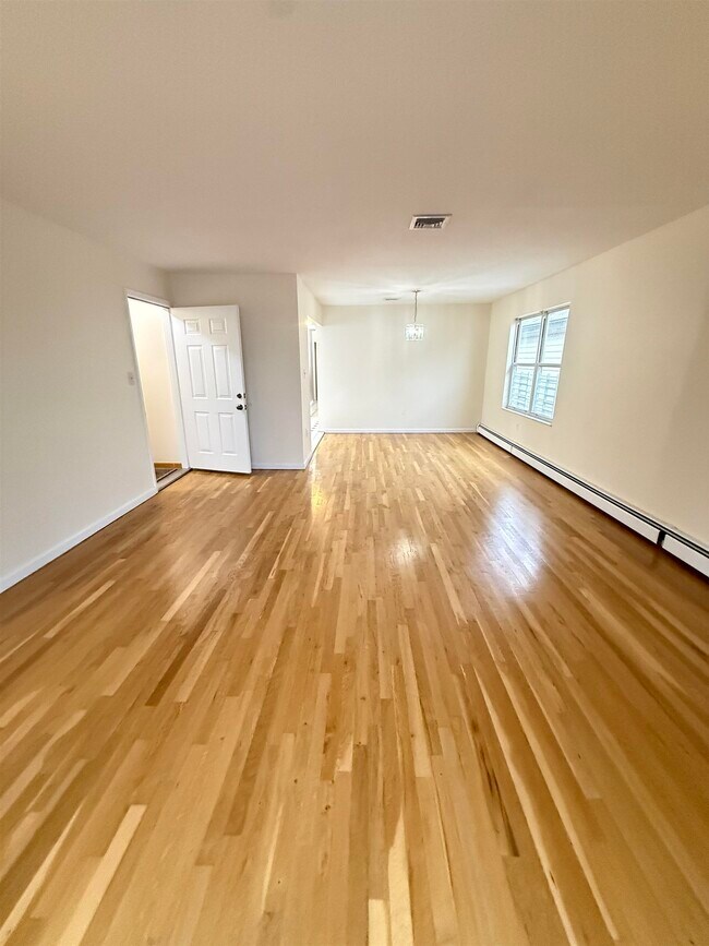 Foto del edificio - 64 70th St