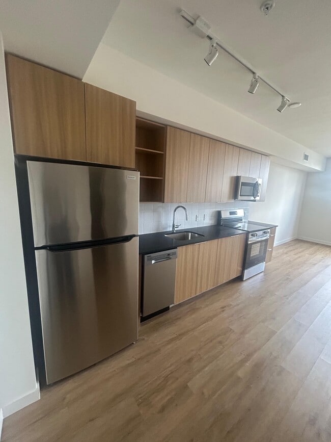 Foto del edificio - 871 E 28th St