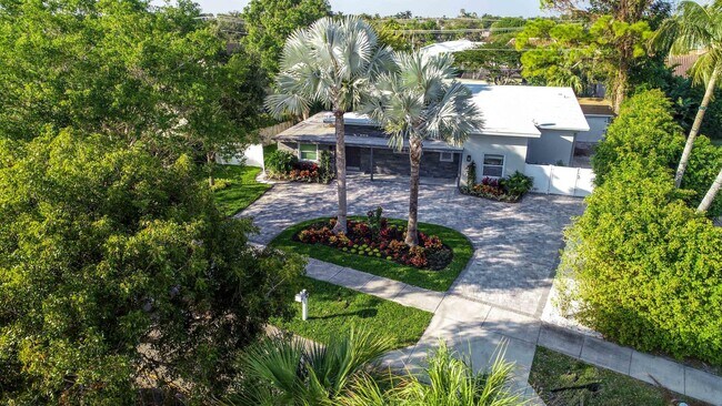 Foto del edificio - 959 SW 18th St