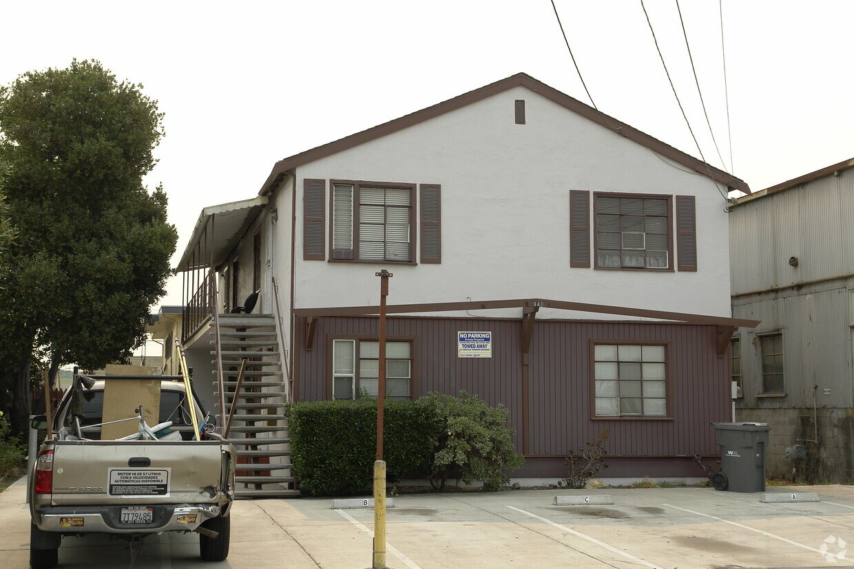 Foto del edificio - 940 75th Ave