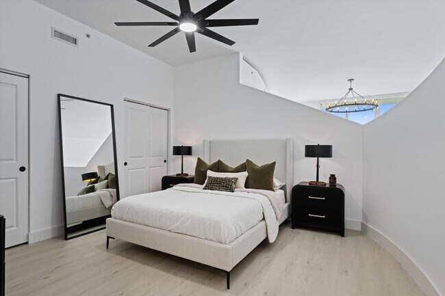 Foto del edificio - 300 S Australian Ave