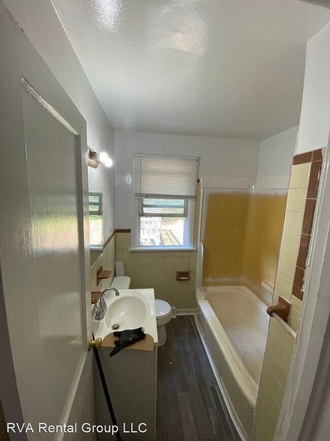 Building Photo - 2 br, 1 bath House - 1716 Yale Ave