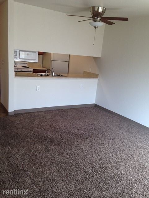 1 Br 1 Bath Apartment Showboat Manor Apartment For