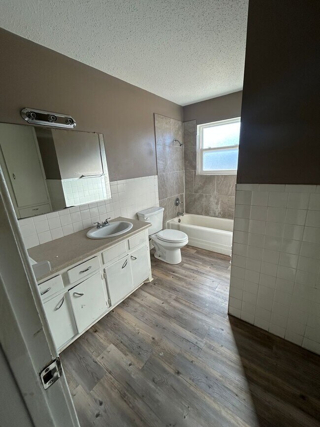 Foto del edificio - 1608 58th St