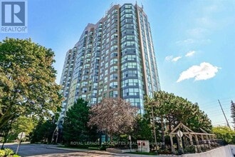 Building Photo - 2177-2177 Burnhamthorpe Rd W