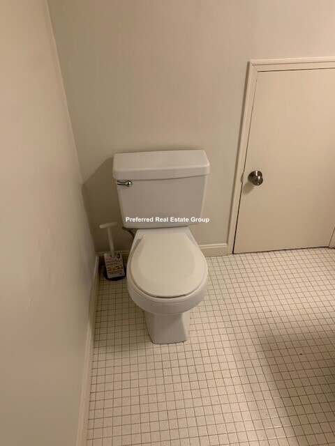 Building Photo - 330 Newton St