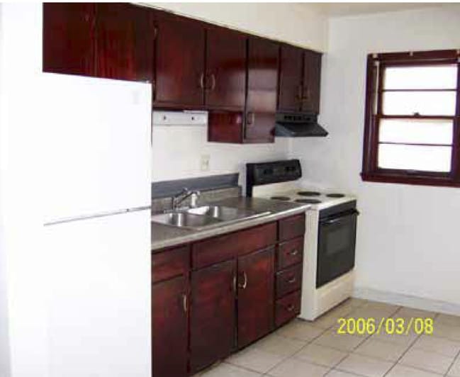 Kitchen - Gabriel Apartments