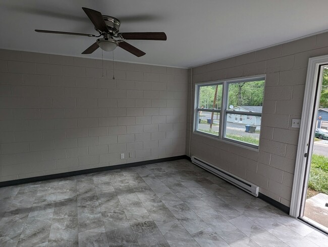 Building Photo - 1211 N Driver St