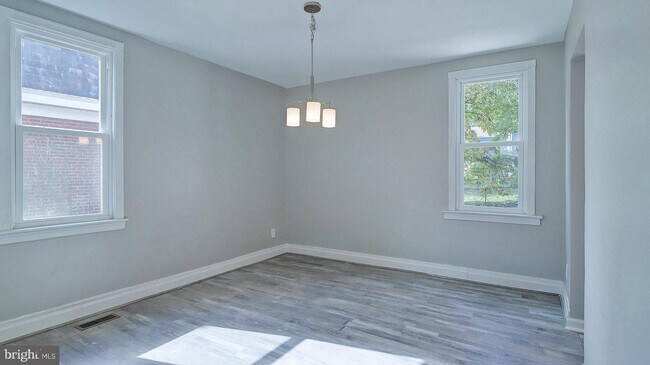 Building Photo - 6110 41st Ave