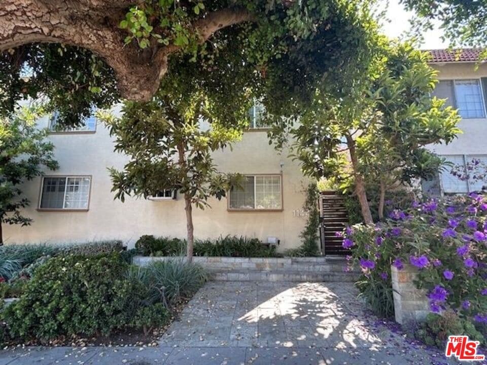 Primary Photo - 1144 10th St