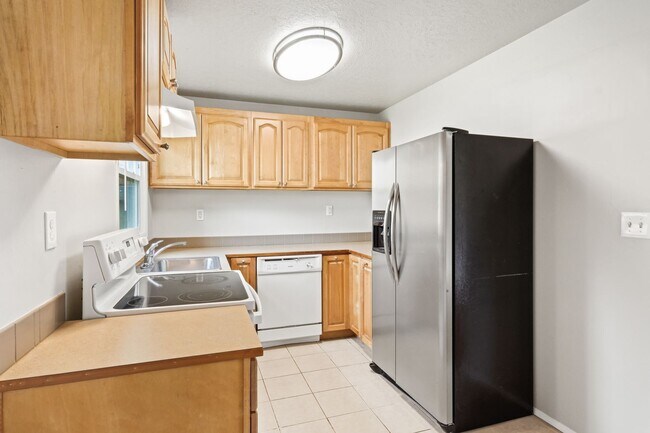 Foto del edificio - 9725 N Edison St