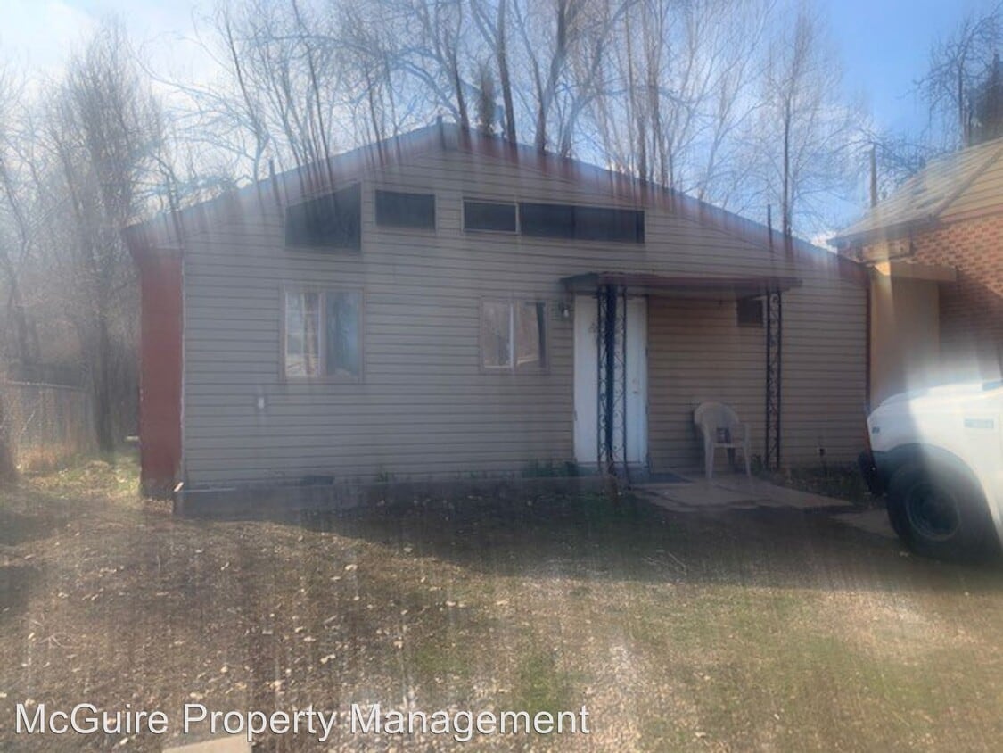 Building Photo - 8000 W 10th Ave