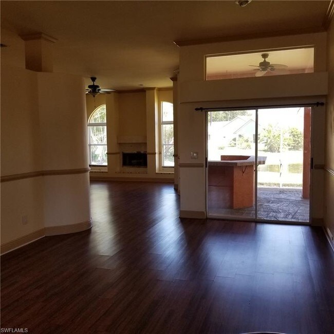 Building Photo - 11386 Waterford Village Dr