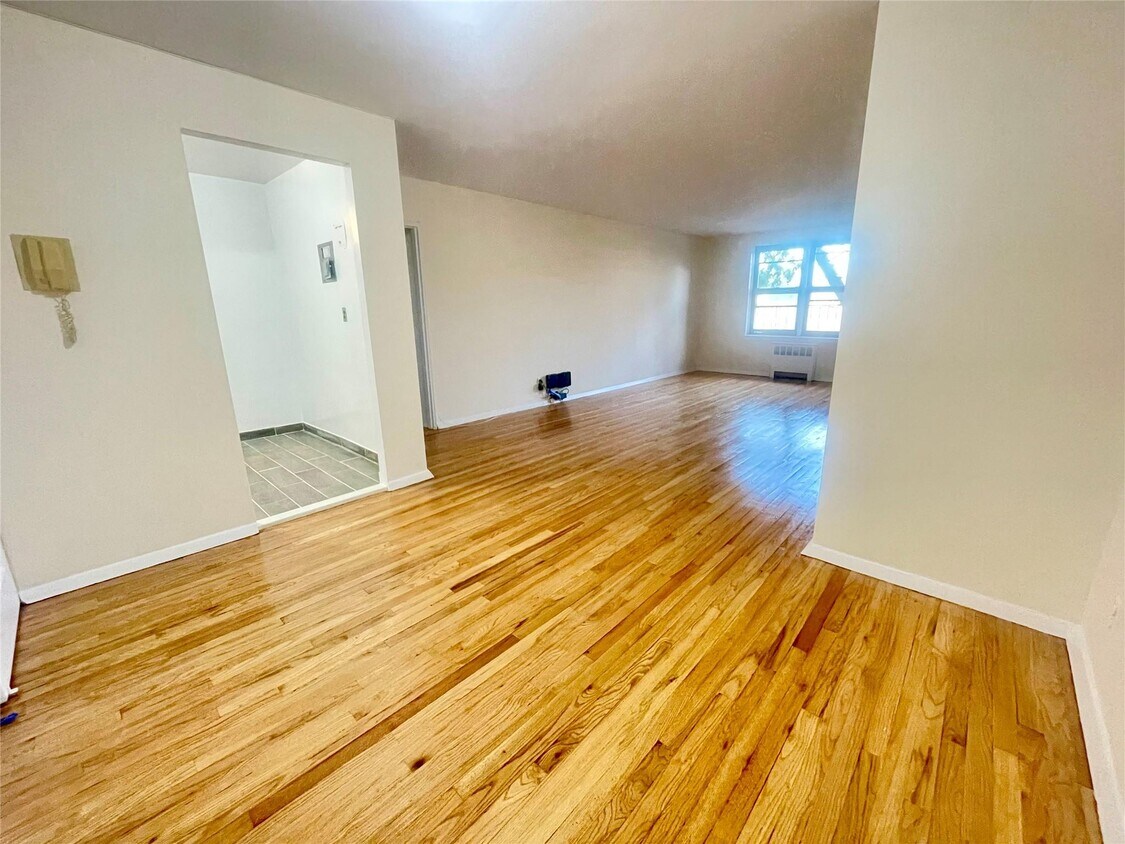 Foto principal - 10 Franklin Ave