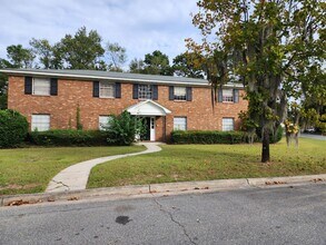 Building Photo - 3650 Duane Ct