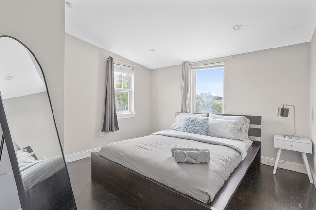 Foto del edificio - 524 Evergreen Ave