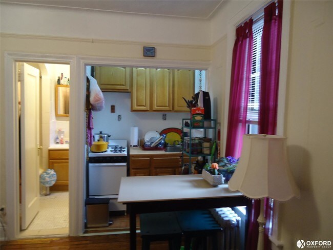 Foto del edificio - 3216 Crescent St