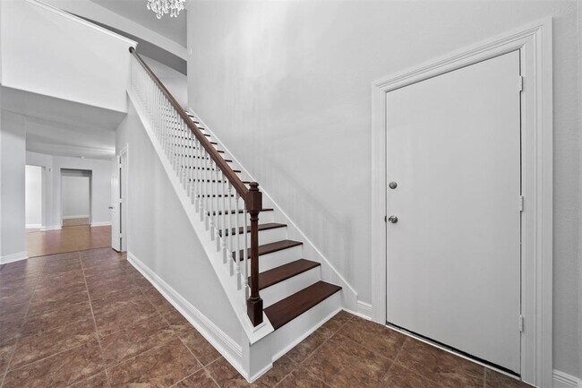 Building Photo - 18507 Keystone Oak St